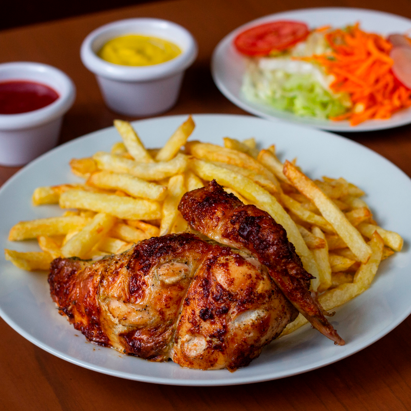 1/4 de pollos a la Brasa